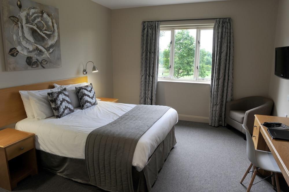 All Saints Resort Bury St. Edmunds Экстерьер фото