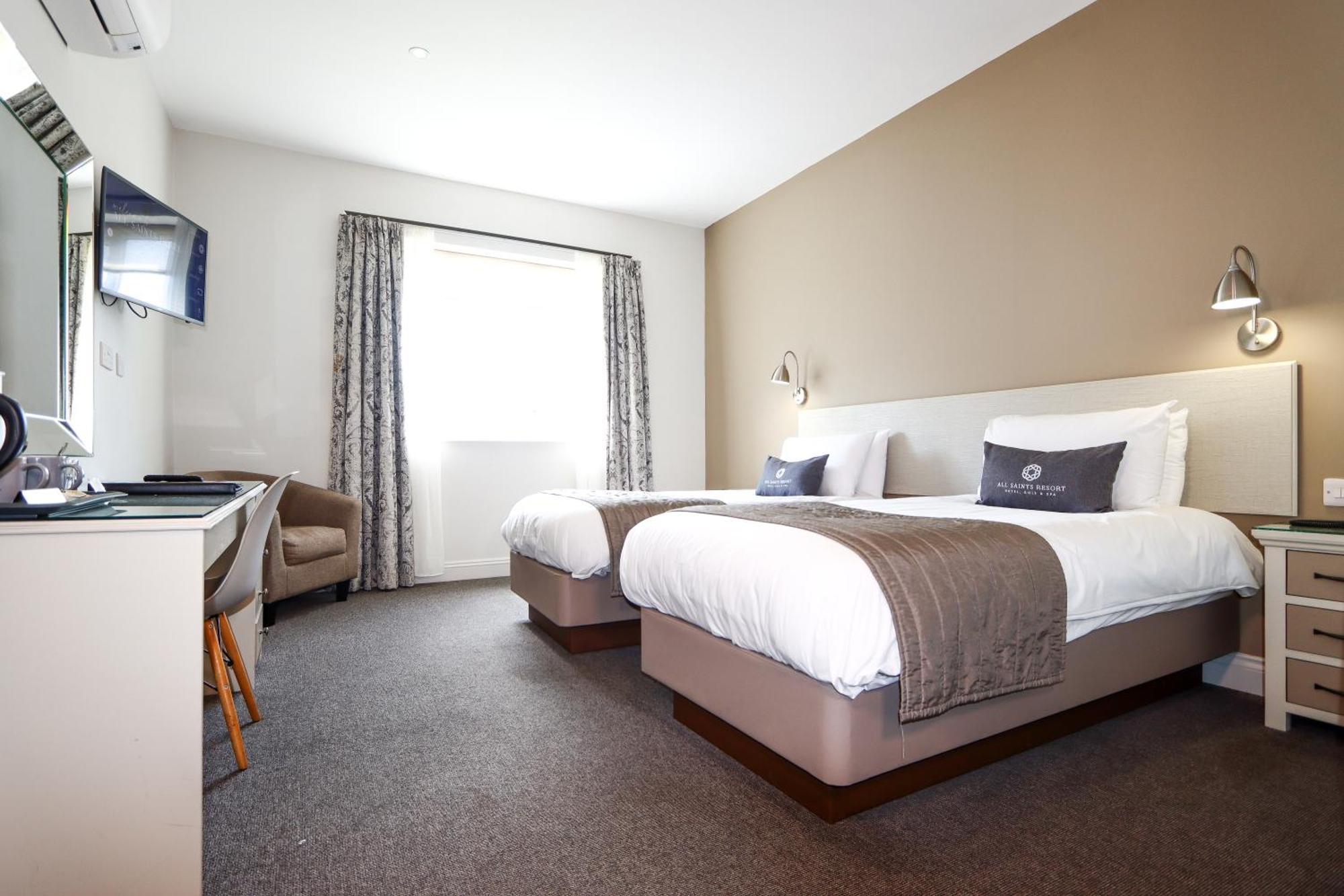All Saints Resort Bury St. Edmunds Экстерьер фото